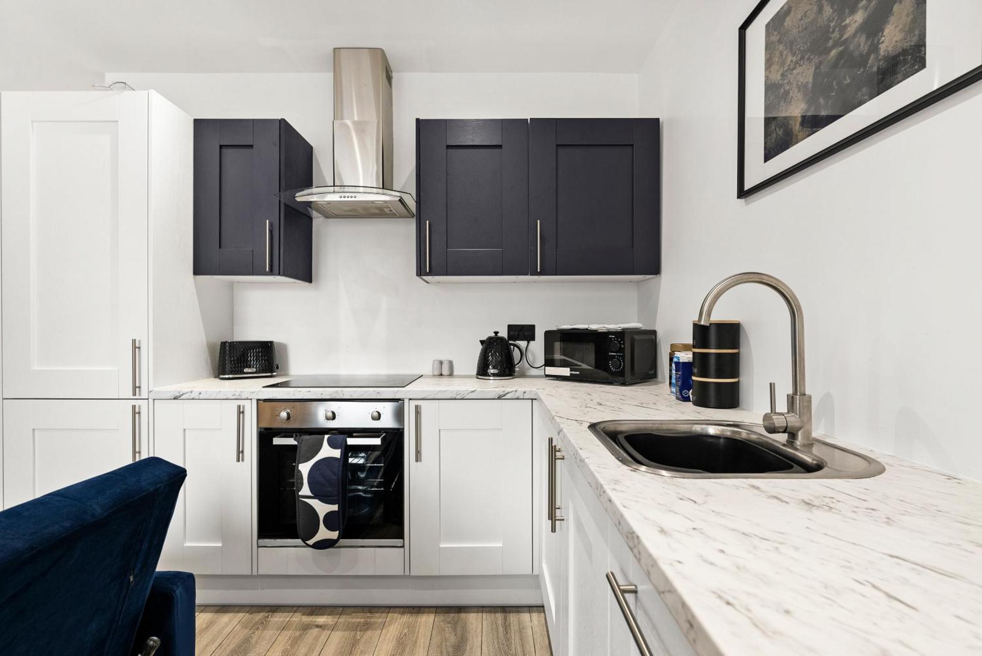 Comfortable 2-Bedroom Stay In NWI Exteriör bild