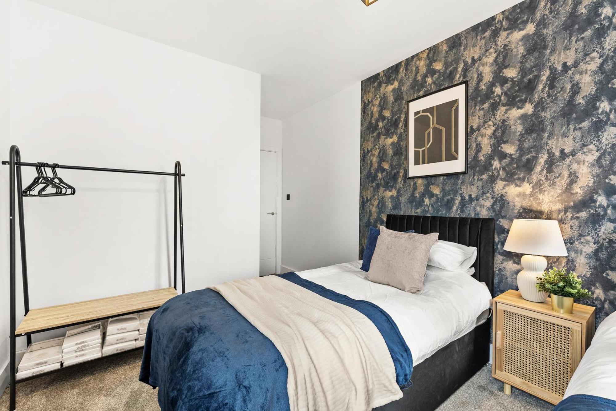Comfortable 2-Bedroom Stay In NWI Exteriör bild