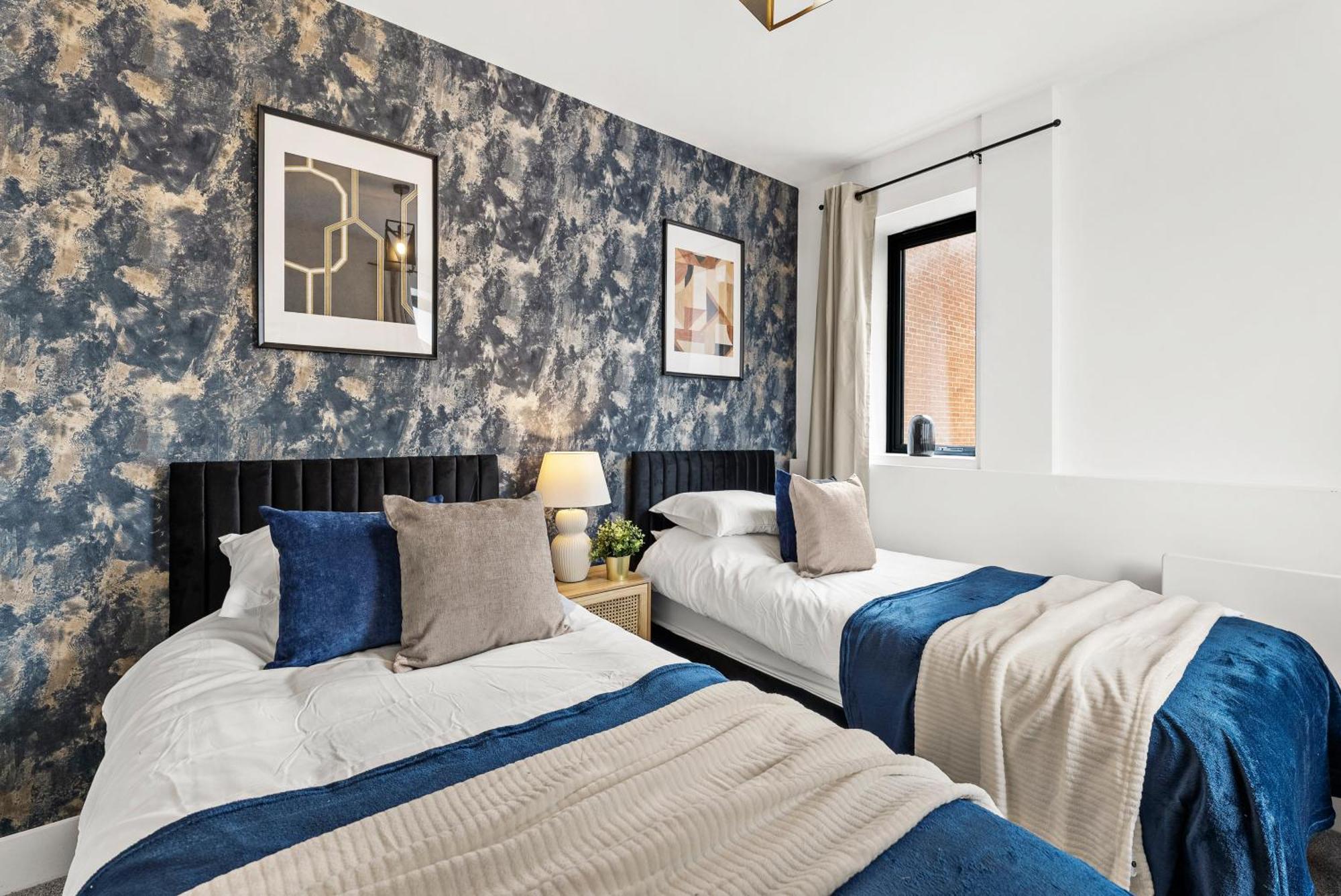 Comfortable 2-Bedroom Stay In NWI Exteriör bild